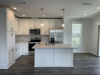 34669 Ballyhoo Dr unit 884, Zephyrhills, FL 33541 - photo 2