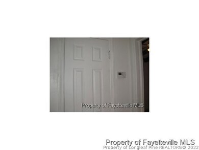 424 Durant Dr, Fayetteville, NC 28304 - photo 6