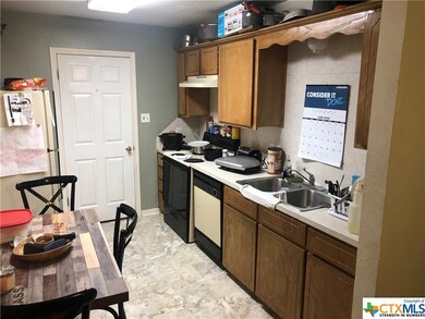 105 W Halstead Ave unit A-B, Copperas Cove, TX 76522 - photo 6