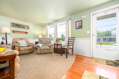 126 Holly Lane-3