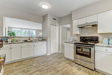 8350 Lostara Ave S, Jacksonville, FL 32211 - photo 7