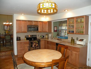 139 Wineberry Ln, Ballston Spa, NY 12020 - photo 5