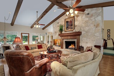 914 Baker Dr, Tomball, TX 77375 - photo 6