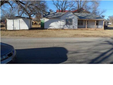Front view with Garage