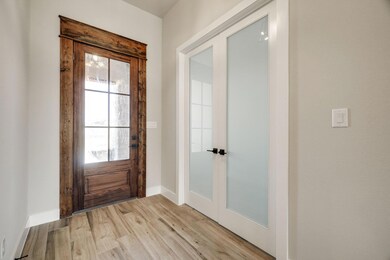 2048 Sunset Ridge Dr, Weatherford, TX 76087 - photo 3