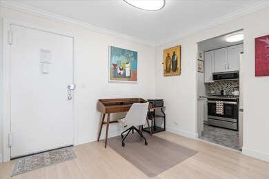 165 W 66th St unit 15-D, New York, NY 10023 - photo 5