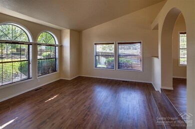 61116 Ferguson Ct, Bend, OR 97702 - photo 5