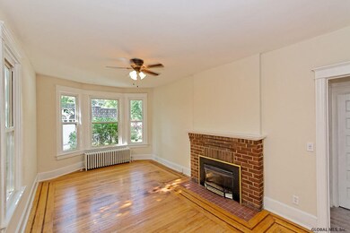 864 Lancaster St, Albany, NY 12203 - photo 4