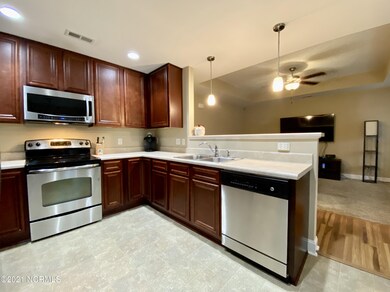 Kitchen/Bar