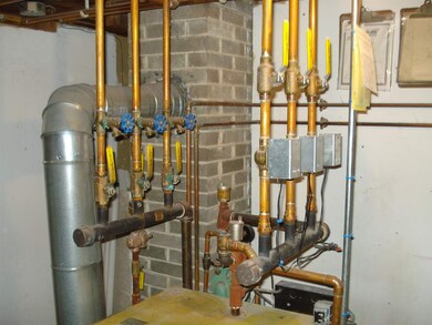 1181 Old Claremont Rd, Charlestown, NH 03603 - photo 6