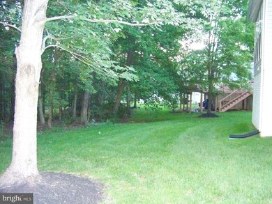 6508 Wood Pointe Dr, Glenn Dale, MD 20769 - photo 2