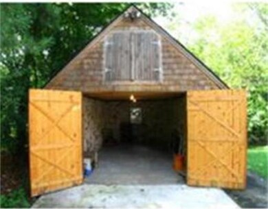 10 Birch Ave, Holden, MA 01520 - photo 2