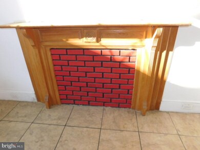 1035 Moss St, Reading, PA 19604 - photo 5