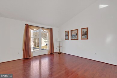 16131 Olmstead Ln, Woodbridge, VA 22191 - photo 6