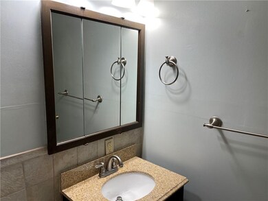 425 N 14th Ave, Beech Grove, IN 46107 - photo 7