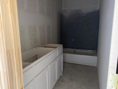 801 Holbrook Rd, Springtown, TX 76082 - photo 5