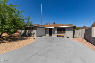 9841 N 10th St, Phoenix, AZ 85020 - photo 3