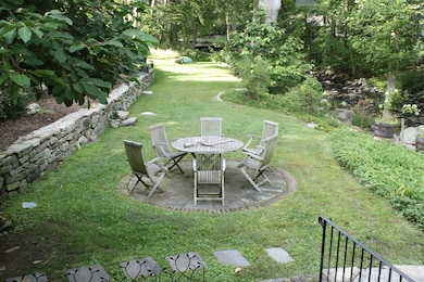 256 Mill Rd, New Canaan, CT 06840 - photo 4