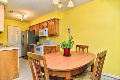 kitchen2230BunkerArchFairwayVillasWillia