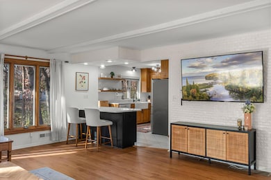 8125 Lea Rd, Bloomington, MN 55438 - photo 6