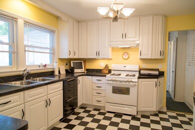 18536 Perth Ave, Homewood, IL 60430 - photo 2