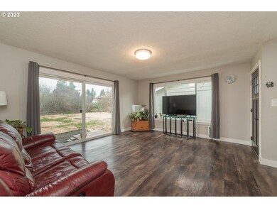 3342 Olive Way, Longview, WA 98632 - photo 5