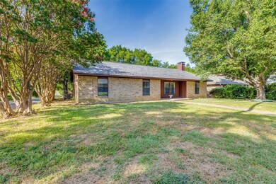 500 Baker St, Denison, TX 75020 - photo 2
