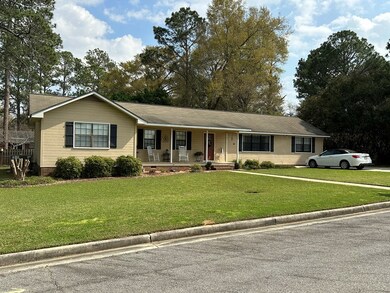 2810 Leanne Dr, Tifton, GA 31793 - photo 2