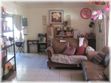 03 Living Room