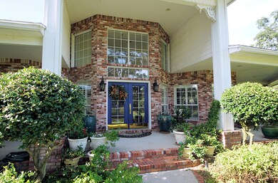 869MastersFrt998Porch