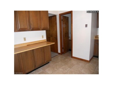 120 Cedar Cir, Cortland, OH 44410 - photo 7