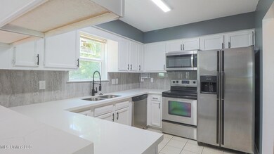 1519 Brookdale-154005
