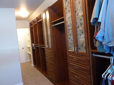 12) Irresistible Master Closet