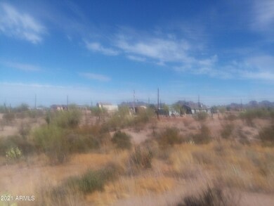 Roos view toward Goldfield Mtns.