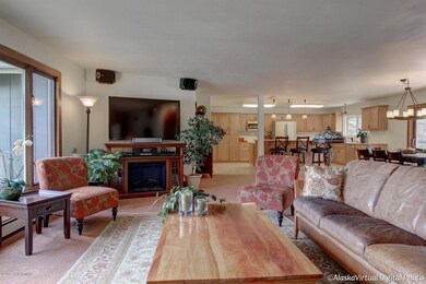 t entry to living room.jpg