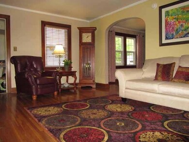 550 Torrence Rd ~ Living Rm
