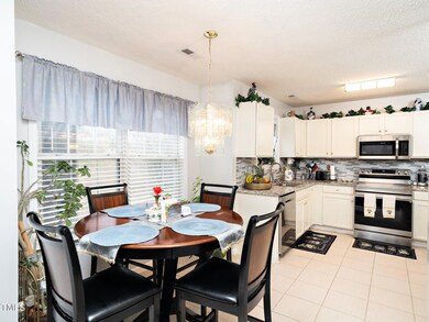 2201 woodwyck kitchen picture 2