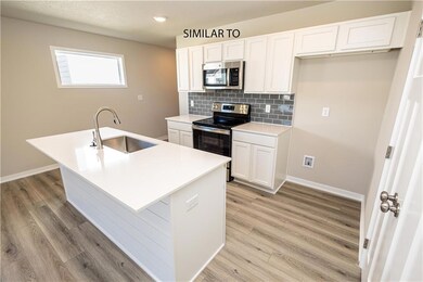 18032 Alpine Dr, Clive, IA 50325 - photo 3