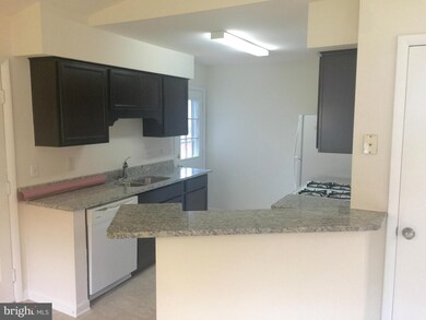 11020 Abbey Ln, Fredericksburg, VA 22407 - photo 7