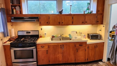 601 SE 3rd St, Carrabelle, FL 32322 - photo 5