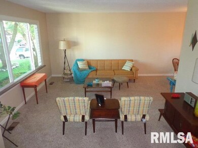 2508 W 60th St, Davenport, IA 52806 - photo 3