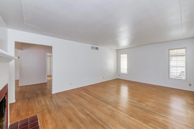 2649 N Adoline Ave, Fresno, CA 93705 - photo 7