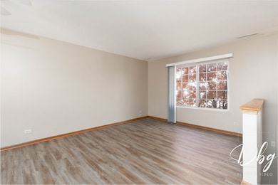 31 S Treehouse Ln unit 72, Round Lake, IL 60073 - photo 4