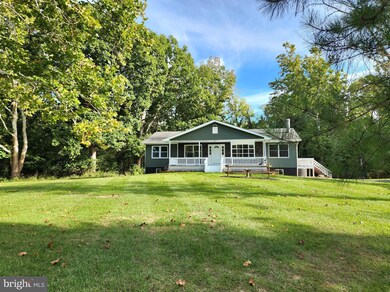 201 Cottonwood Dr, Summit Point, WV 25446 - photo 4