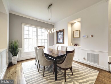 9202 Town Gate Ln, Bethesda, MD 20817 - photo 7