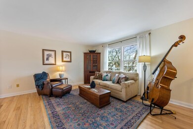 5-web-or-mls-5058-jamestown-rd
