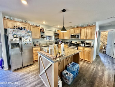 934 Cedar, Ash Fork, AZ 86320 - photo 3