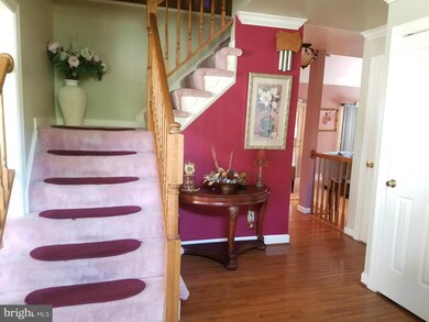 10505 Foxlake Dr, Bowie, MD 20721 - photo 2