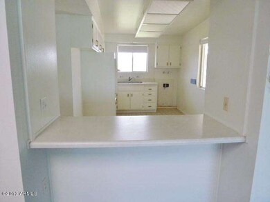 023-162416 BREAKFAST BAR 1