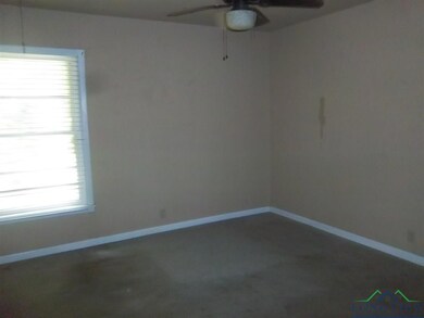 401 Beckley St, Kilgore, TX 75662 - photo 7